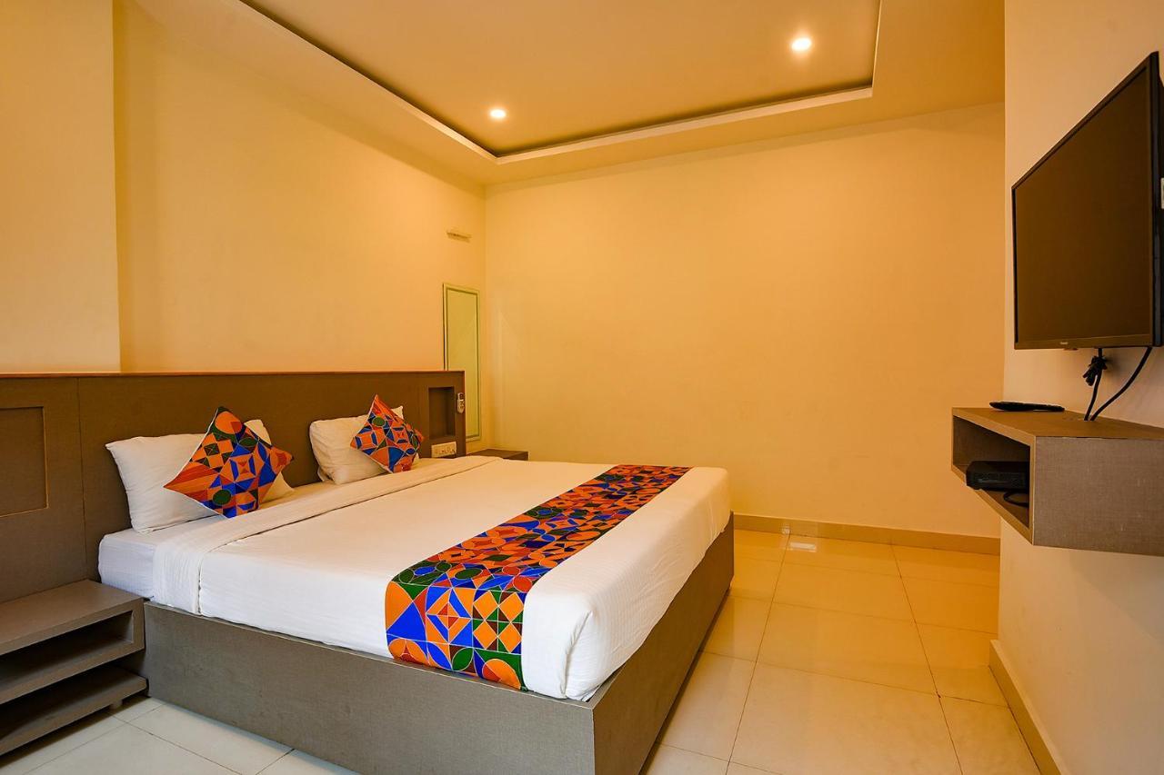 Fabhotel Champion Gateway - Yelahanka Bengalúr Exteriér fotografie