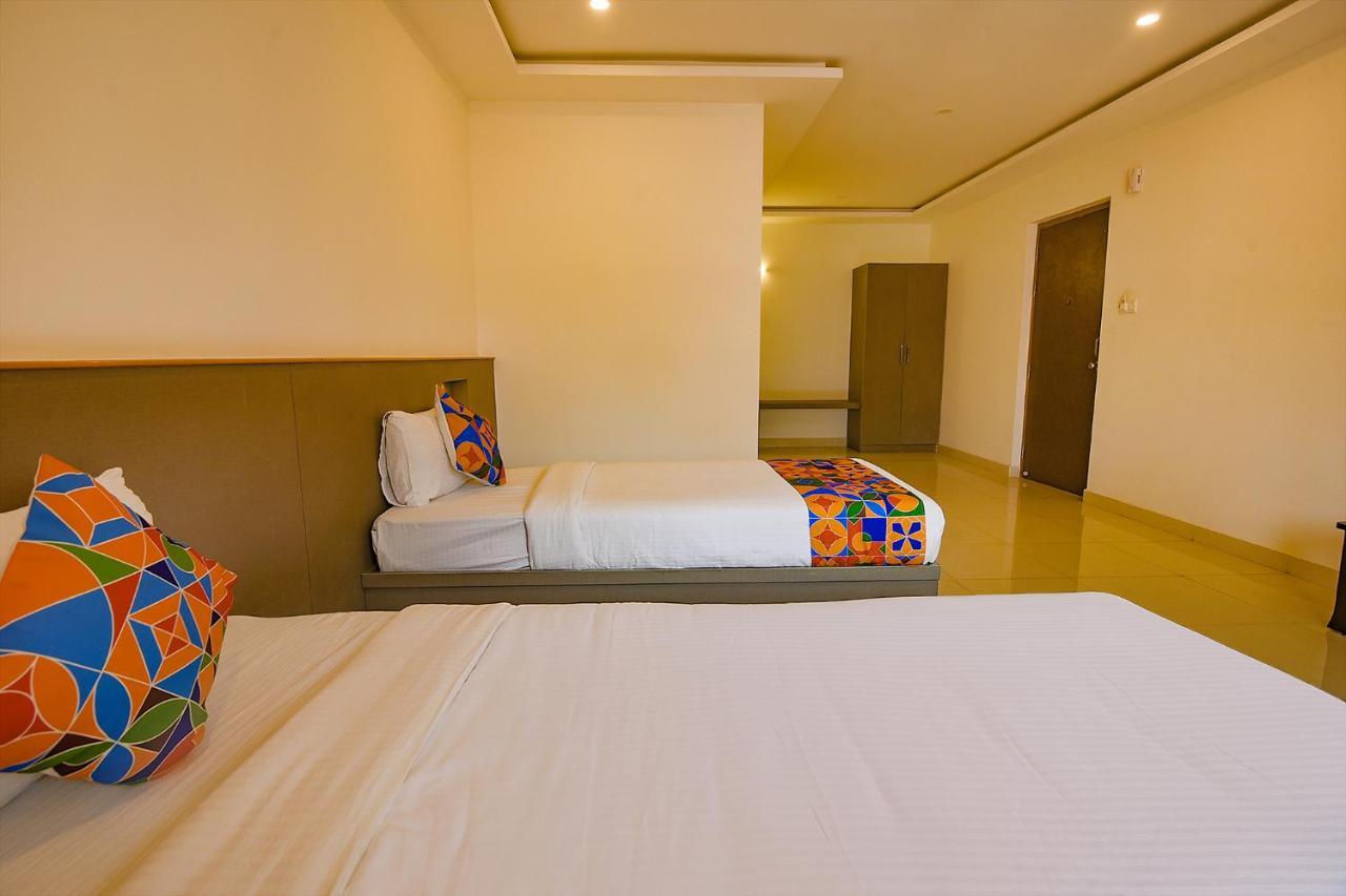 Fabhotel Champion Gateway - Yelahanka Bengalúr Exteriér fotografie