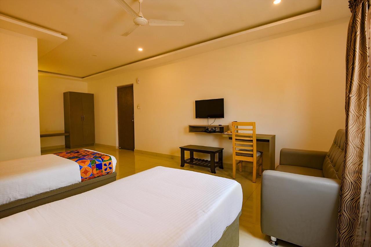 Fabhotel Champion Gateway - Yelahanka Bengalúr Exteriér fotografie